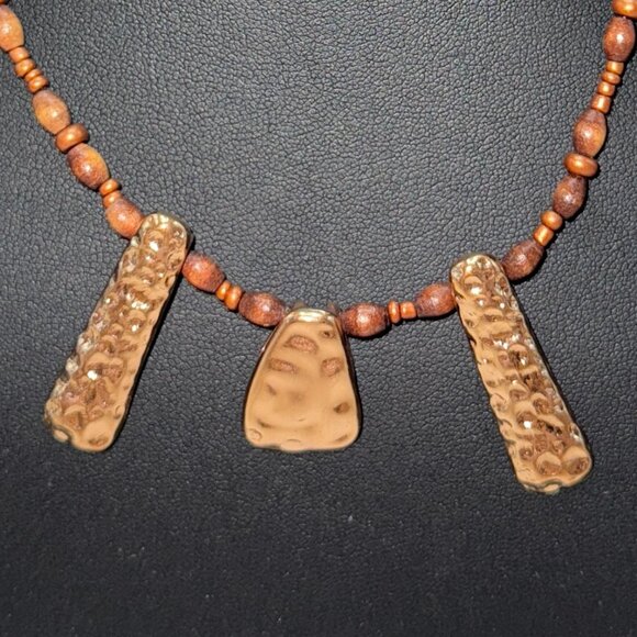 Vintage Boho Necklace Wood Beads & 3 Copper Tone Pendants 18 inches - Picture 2 of 8
